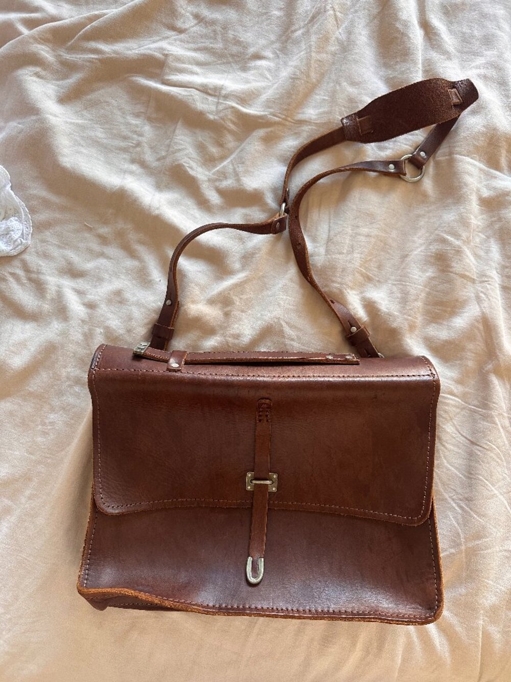 BillyKirk 236 Brown Satchel